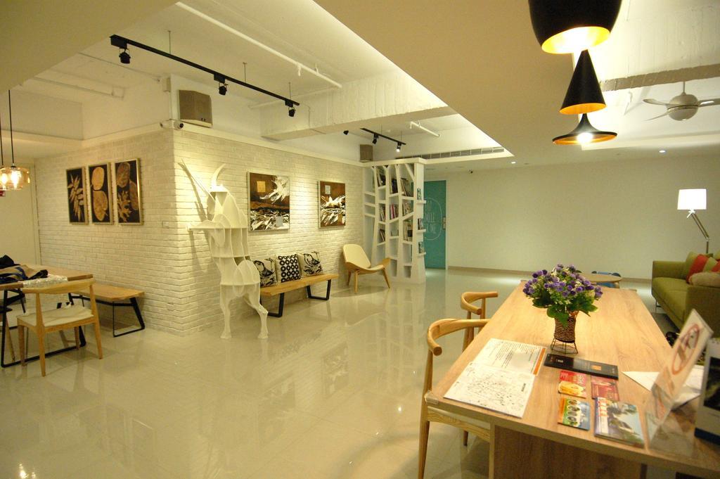 Season 5 Inn Luodong Bagian luar foto