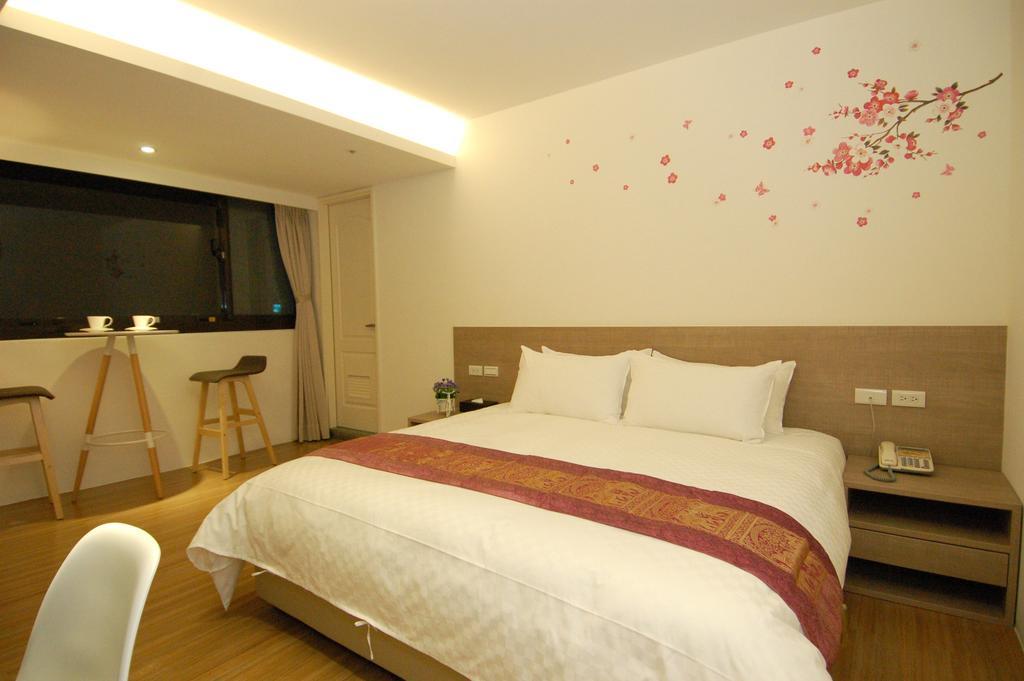 Season 5 Inn Luodong Ruang foto