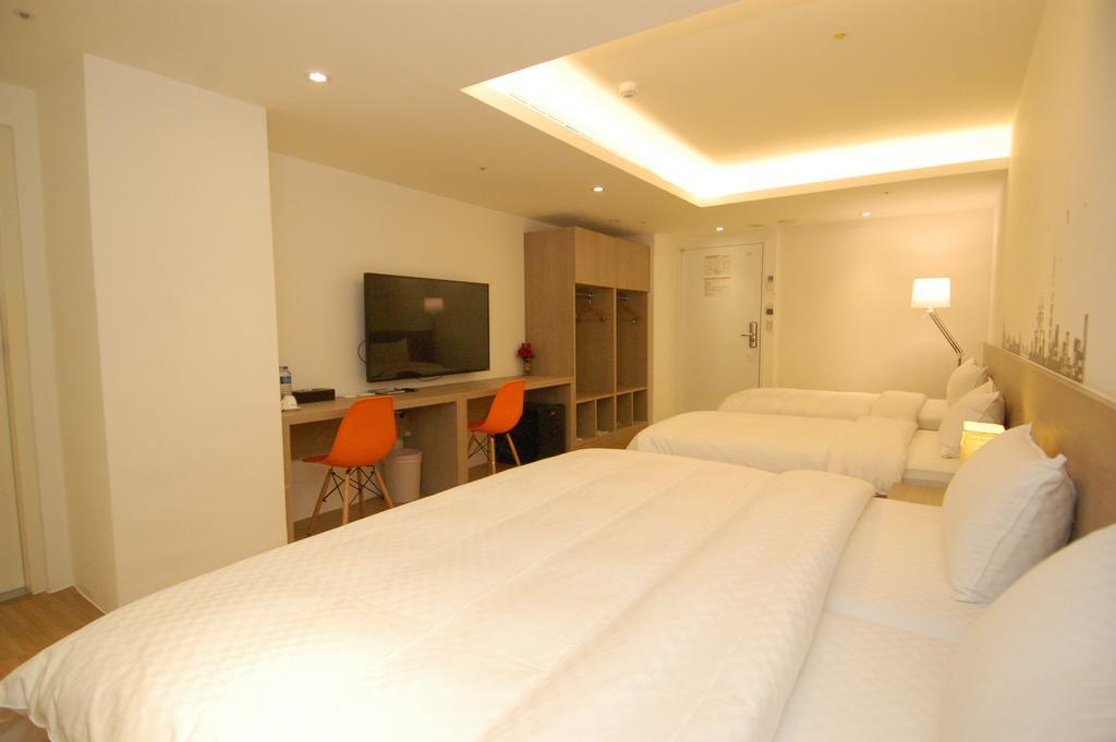 Season 5 Inn Luodong Bagian luar foto