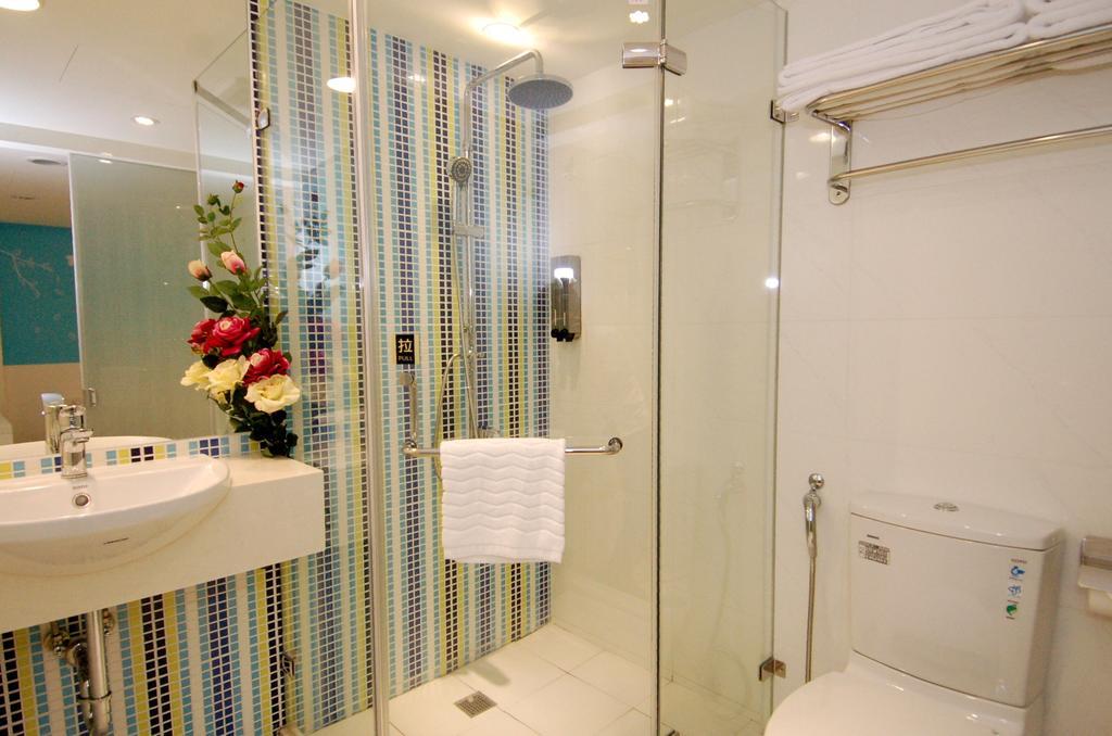Season 5 Inn Luodong Ruang foto