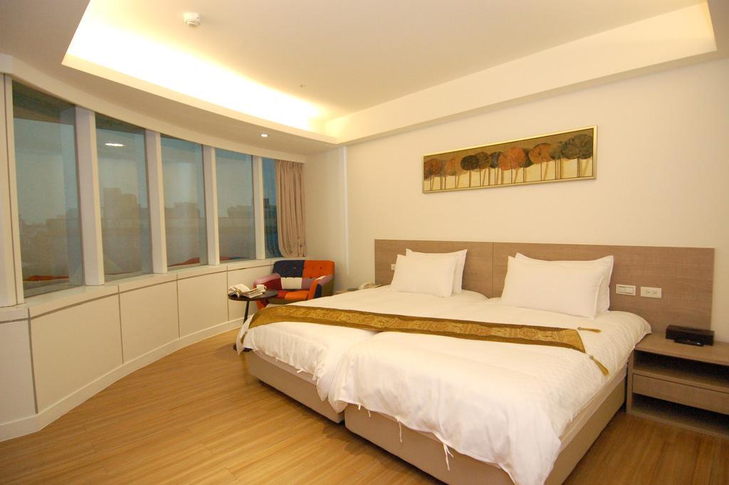 Season 5 Inn Luodong Bagian luar foto