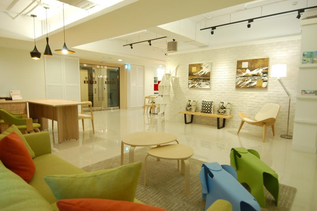 Season 5 Inn Luodong Bagian luar foto
